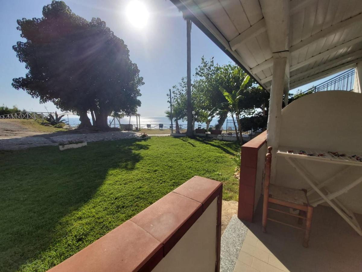 Residence Araba Fenice Тропея Экстерьер фото