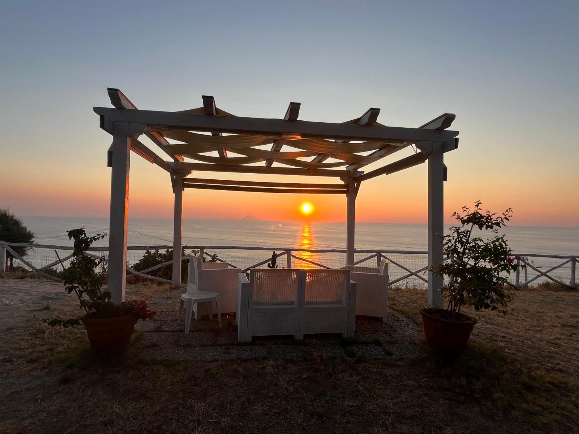 Residence Araba Fenice Тропея Экстерьер фото