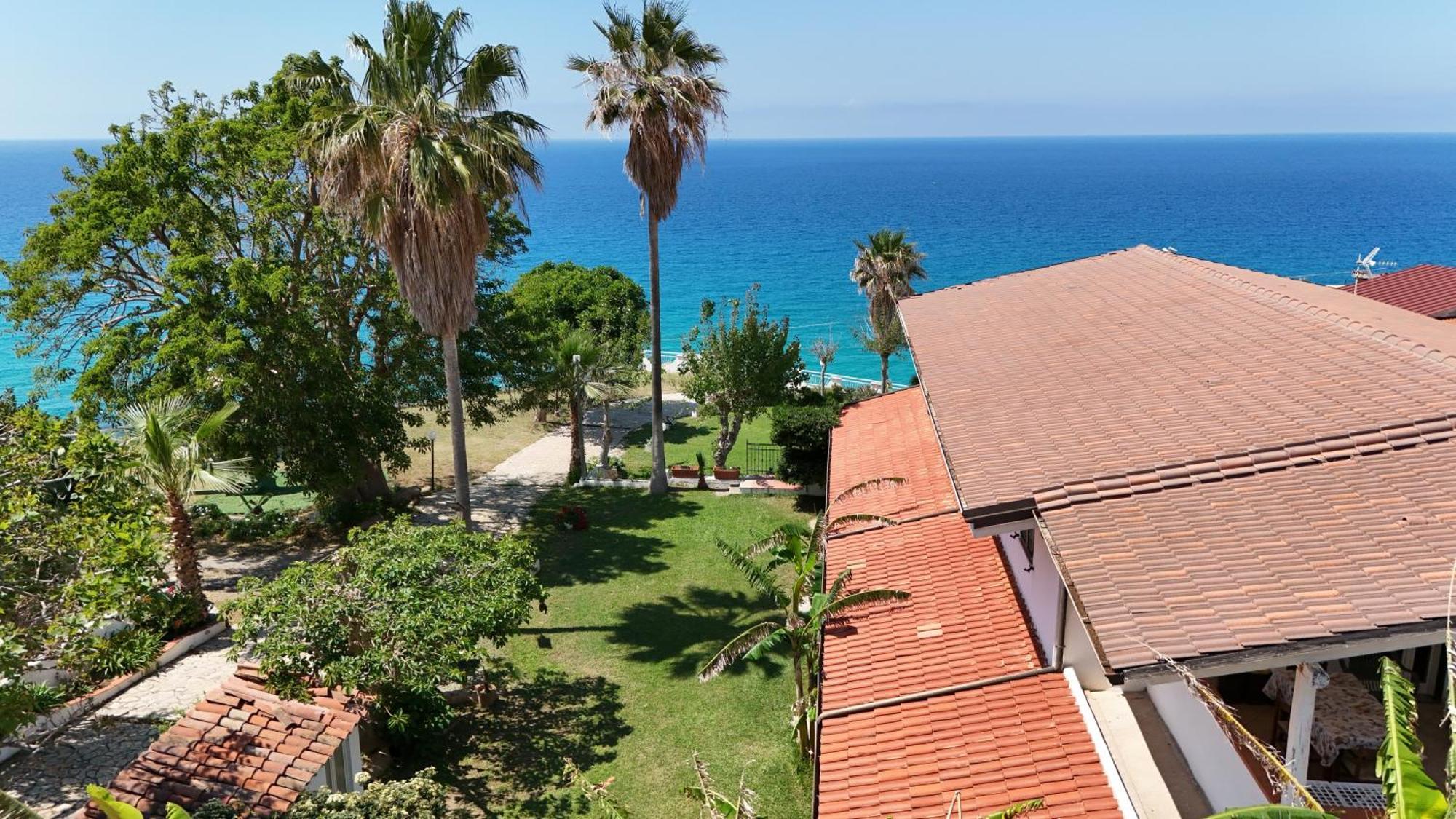 Residence Araba Fenice Тропея Экстерьер фото
